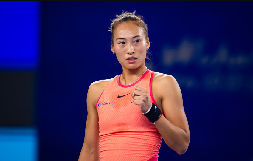 门徒娱乐官方:东京站首秀!郑钦文2-0连赢九局横扫日本选手 连续4站进八强